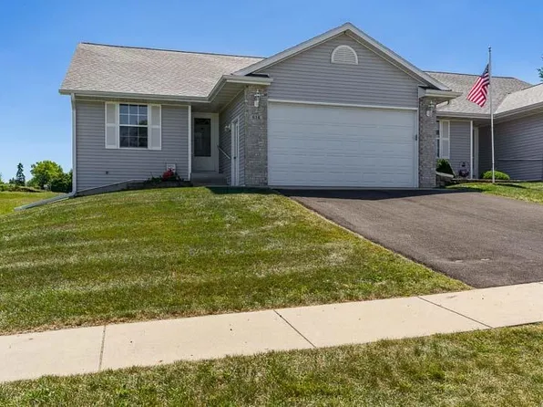 614 Park View St, Pecatonica, IL 61063