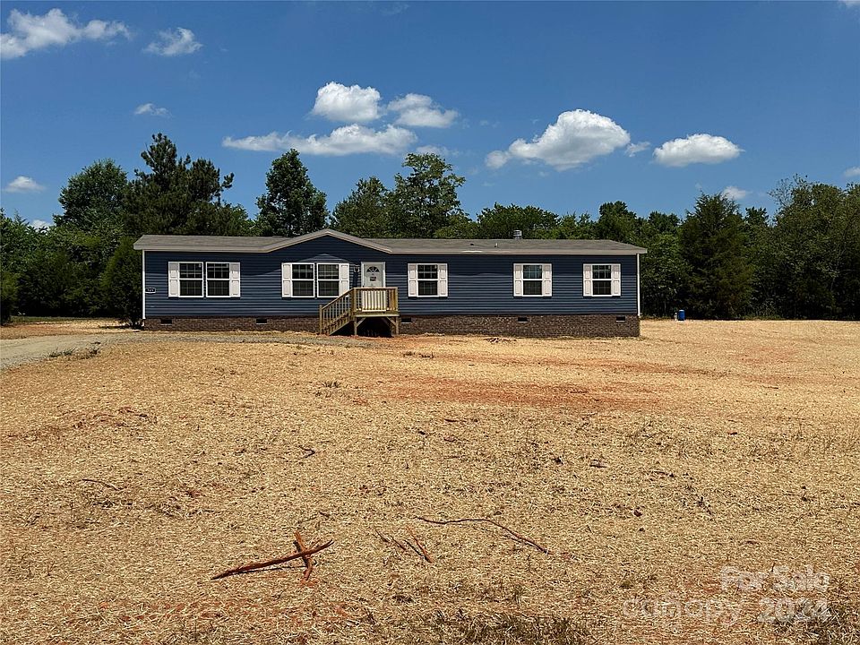 2nd image of 245 Fairchase Cir #38