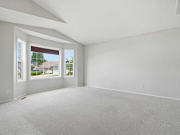 3rd image of 10409 N 73rd Ave