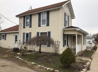 121 N Main St, Webberville, MI 48892