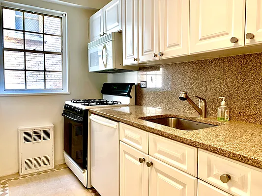 Rented by Bedrock LLC | media 11