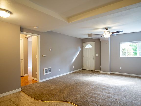 2nd image of 5025 S Corbett Ave APT 19