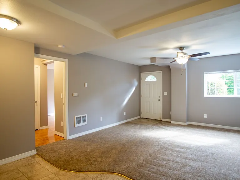 5025 S Corbett Ave #19 — Photo 2