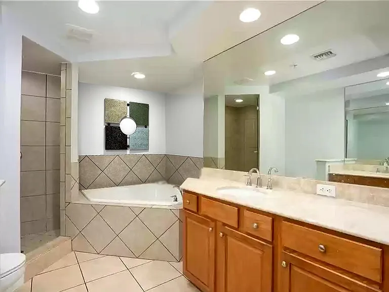 Master Bath Main Station
