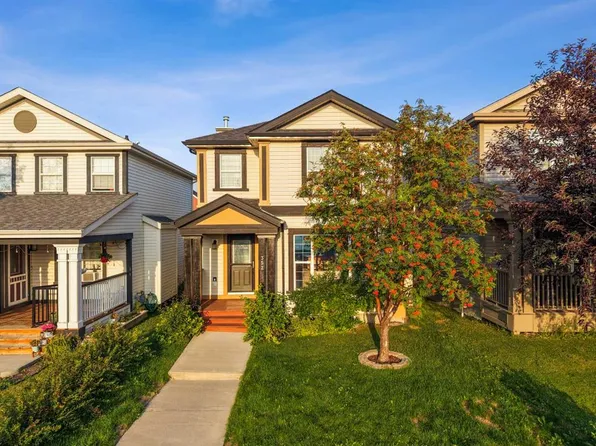 352 W Sagewood Park SW, Airdrie, AB T4B 3B2