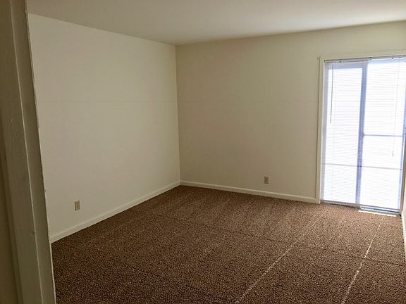 Deluxe Master Bedroom