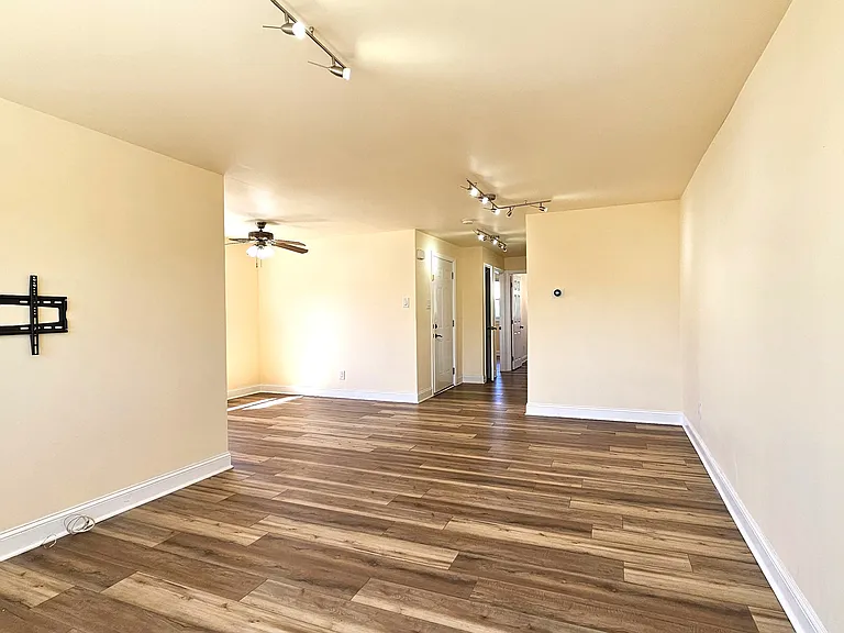 2806 Ryerson Pl #1 — Photo 5