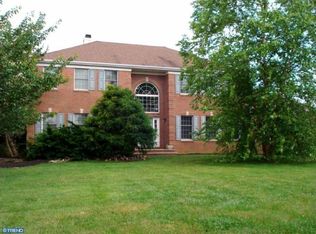 5 Patrick Ct E, Robbinsville, NJ 08691