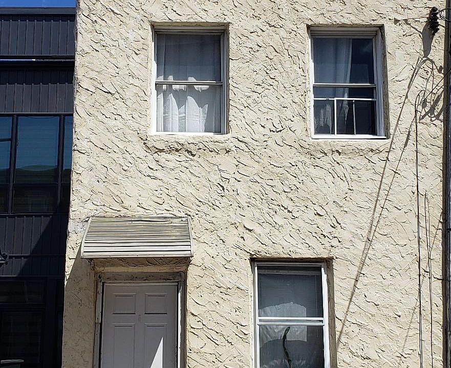 1st image of 13 E Oxford St