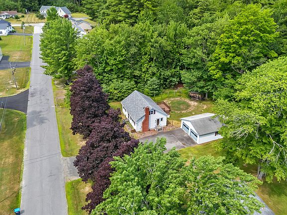 3rd image of 85 Highland Avenue