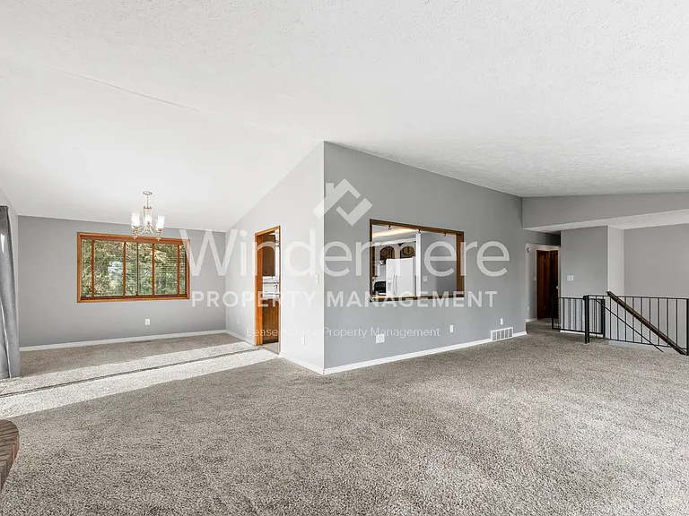 6622 E 15th Ave — Photo 32