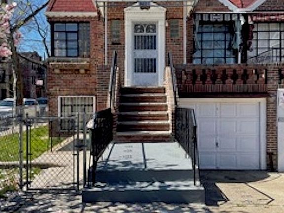 2nd image of 9601 Avenue