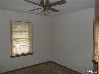5th image of 10400 Saint Katherine Ln