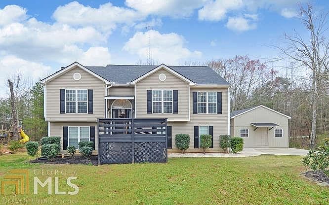 1st image of 955 Ivy Hills Cir