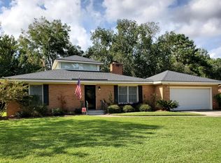 1680 Sulgrave Rd, Charleston, SC 29414