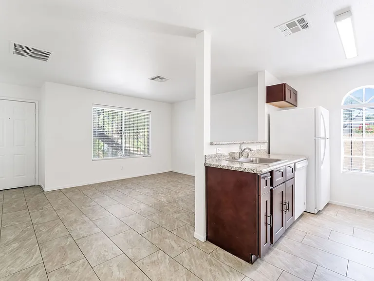 3683 Lucido Dr #24 — Photo 10