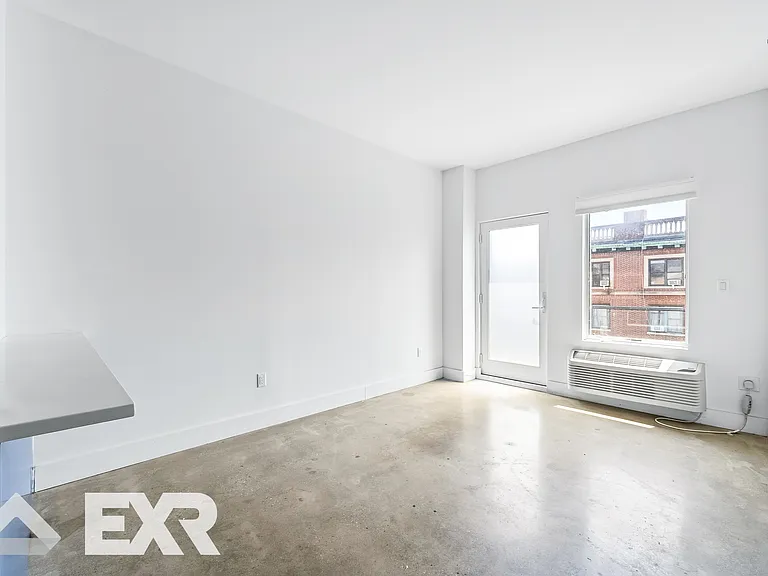 1915 Beverley Rd #601 — Photo 7