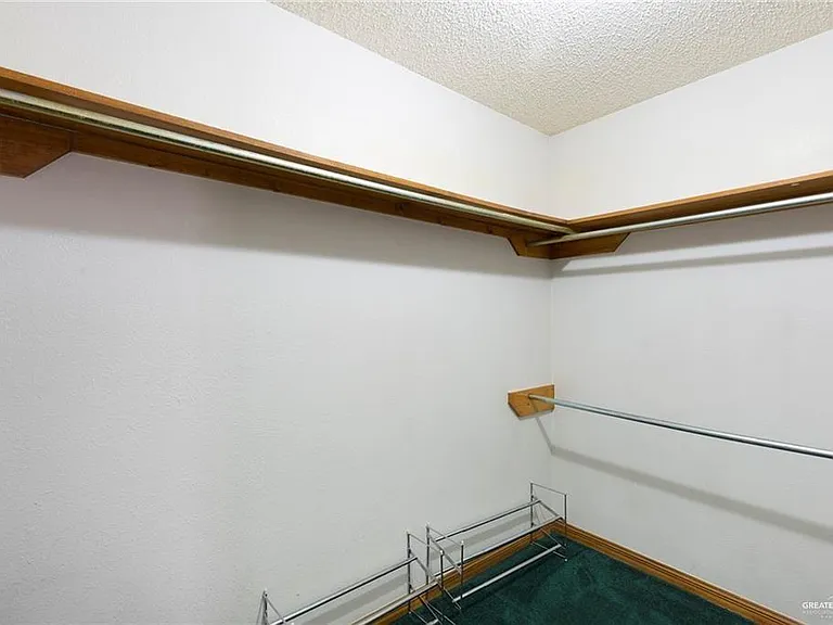 1801 Crown Pointe Blvd — Photo 11