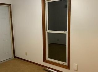 303 E Lafayette St, Monticello, IL 61856
