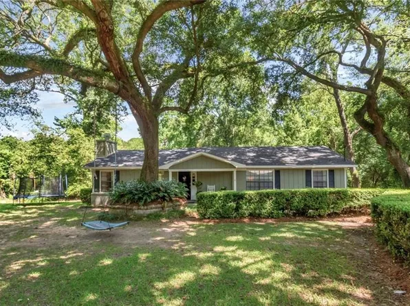 120 Hilltop Ct, Mobile, AL 36608