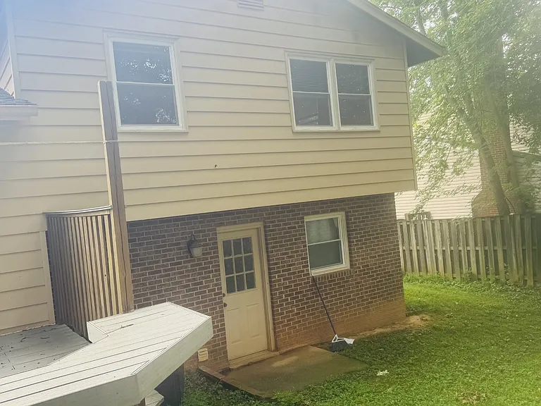 9715 Aspen Hollow Way — Photo 10