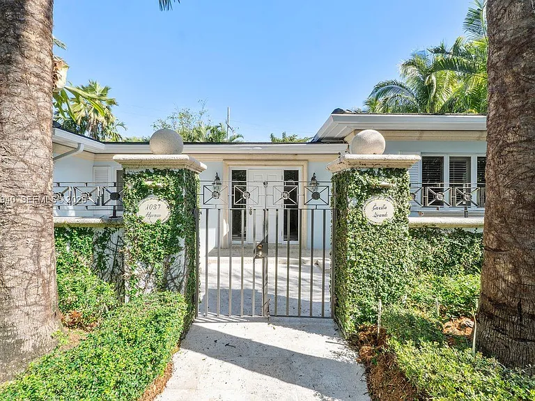 1037 Alfonso Ave — Photo 3