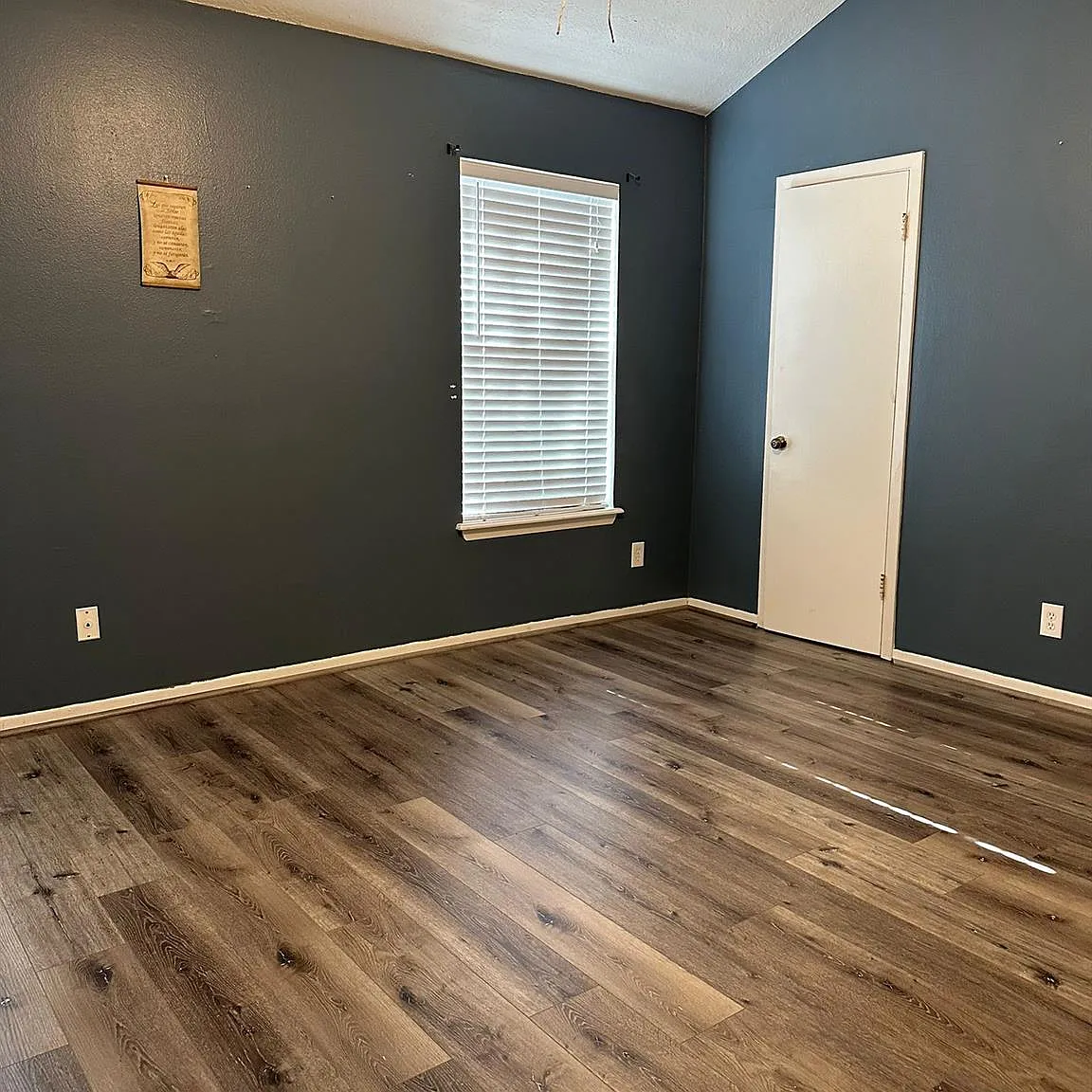 3 bed, 2.5 bath, 1600 sqft, $1,750 — Photo 3