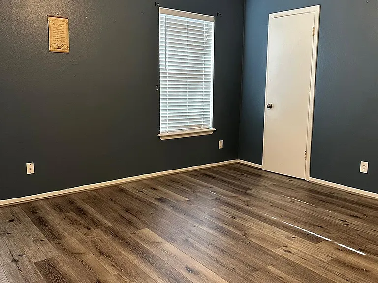 7305 S Gessner Dr — Photo 3