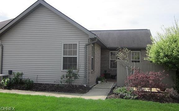 2nd image of 1438 Tewksbury Cir