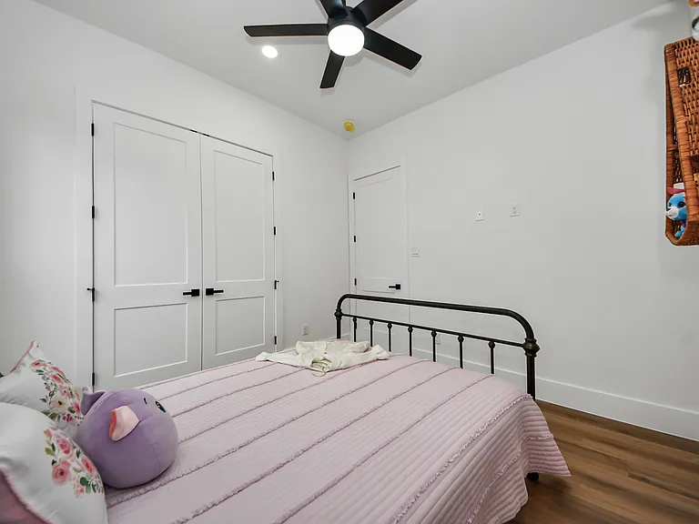23855 Creekwood Dr — Photo 27