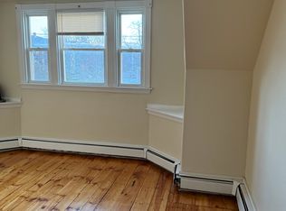 775 Congress St APT 5, Portland, ME 04102