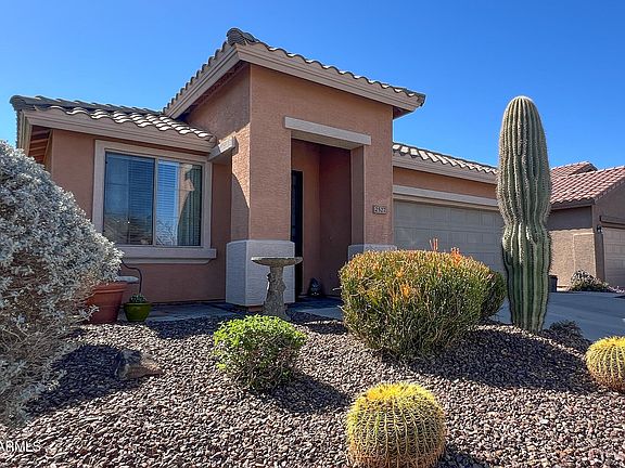 2nd image of 2527 W WARREN Drive