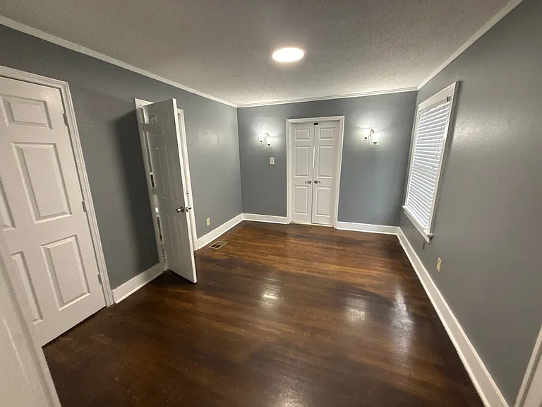 3615 Powell Ave — Photo 9