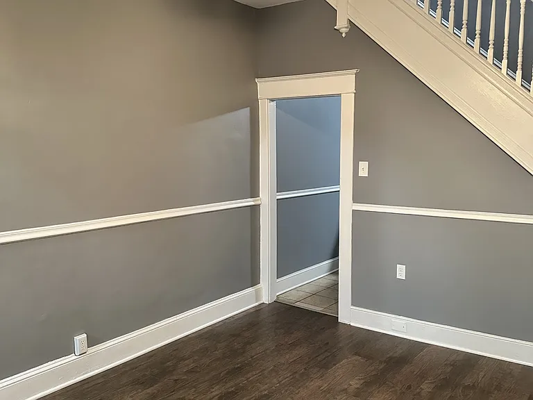 2204 Clifton Ave #1 — Photo 4