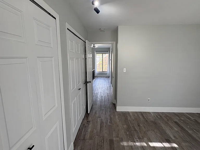 2356 W 14 Mile Rd — Photo 21