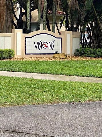 1st image of 543 Racquet Club Rd