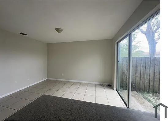 2812 SE 16th Ave — Photo 6