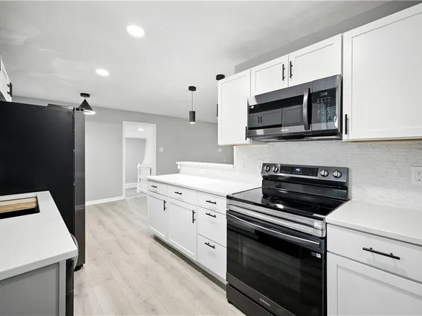 916 Deep Creek Blvd, Chesapeake, VA 23323