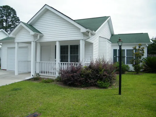 4 Covington Ct SE, Moultrie, GA 31788