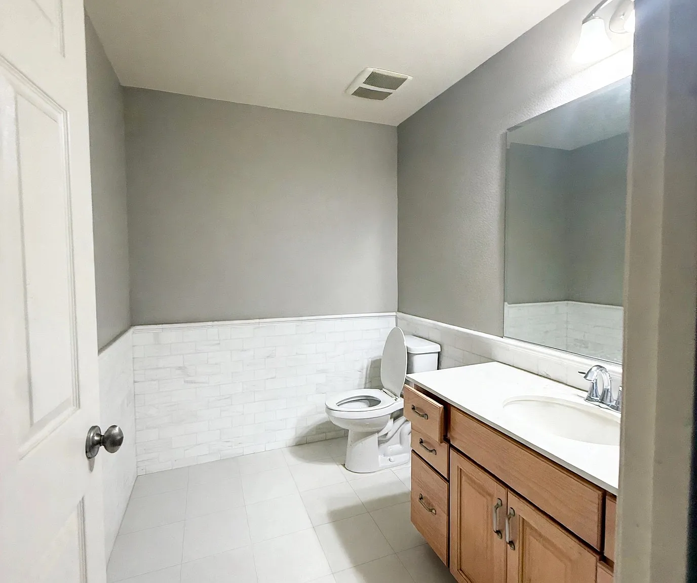 3 bed, 3.5 bath, 2077 sqft, $4,950 — Photo 3