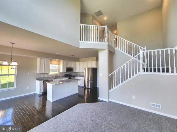 7 Dukes Way, Feasterville, PA 19053