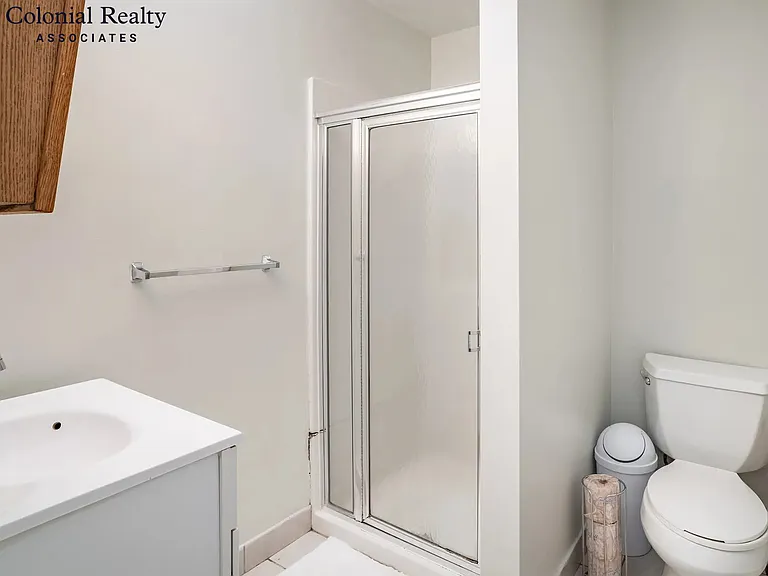 10 Strathmore Rd #22 — Photo 13