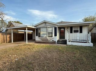 306 10th St, Snyder, OK 73566