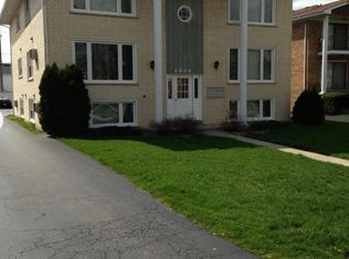 4608 Maple Ave #1S, Brookfield, IL 60513