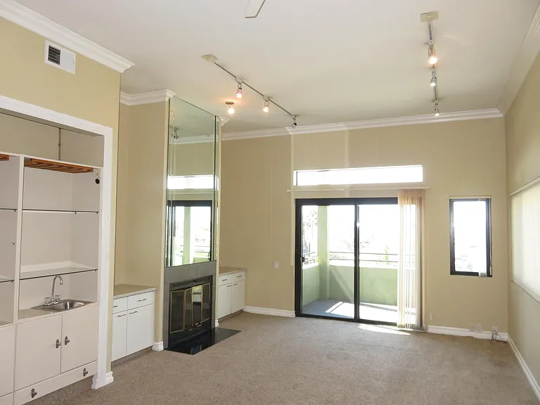 2442 Union St #1N — Photo 20
