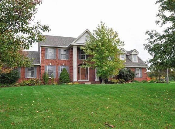 2nd image of 7725 Silver Springs Ct NW