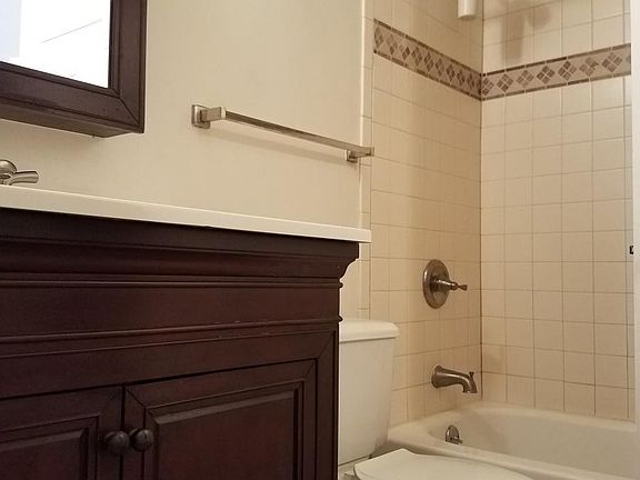 Full size shower