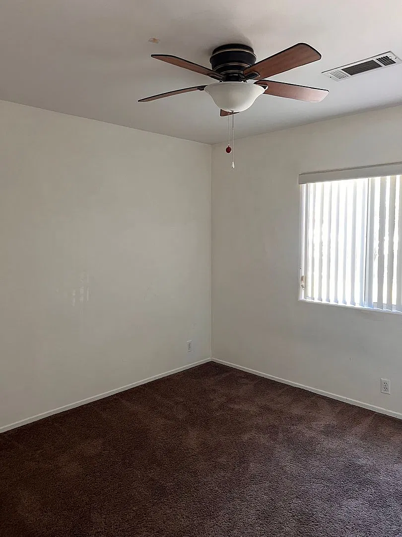 Thousand Palms House for rent — Photo 4