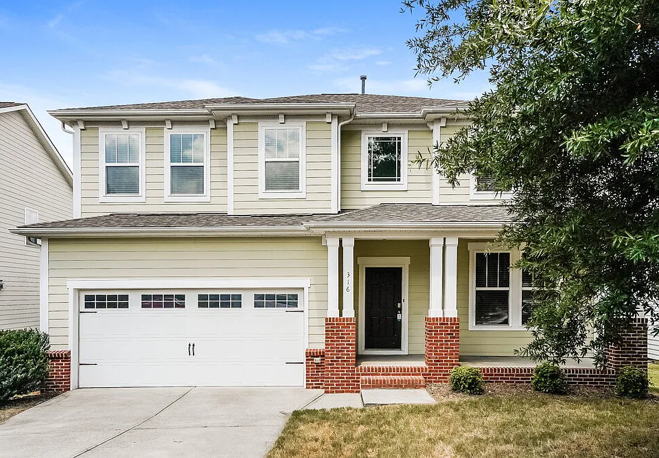 316 Plott Hound Ln