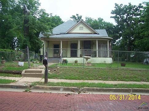 1st image of 1211 N Bois D Arc Ave